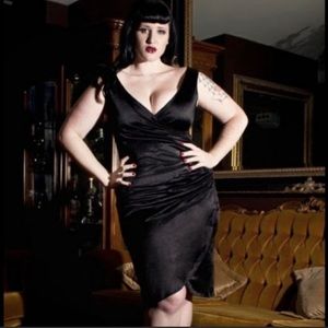 Greta wiggle dress PUG